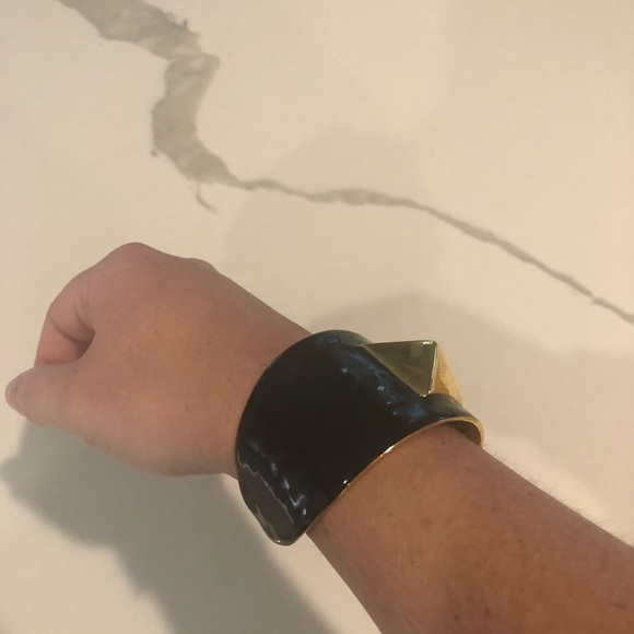 CC Skye black and gold cuff - Picture 5 of 6